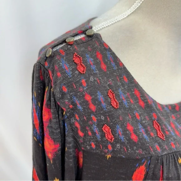 Lucky Brand Short Sleeve Top Womens XL Flutter Sleeves Beaded Tribal Relaxed Fit - Picture 3 of 8